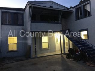 3301 Chestnut St, Oakland, CA 94608