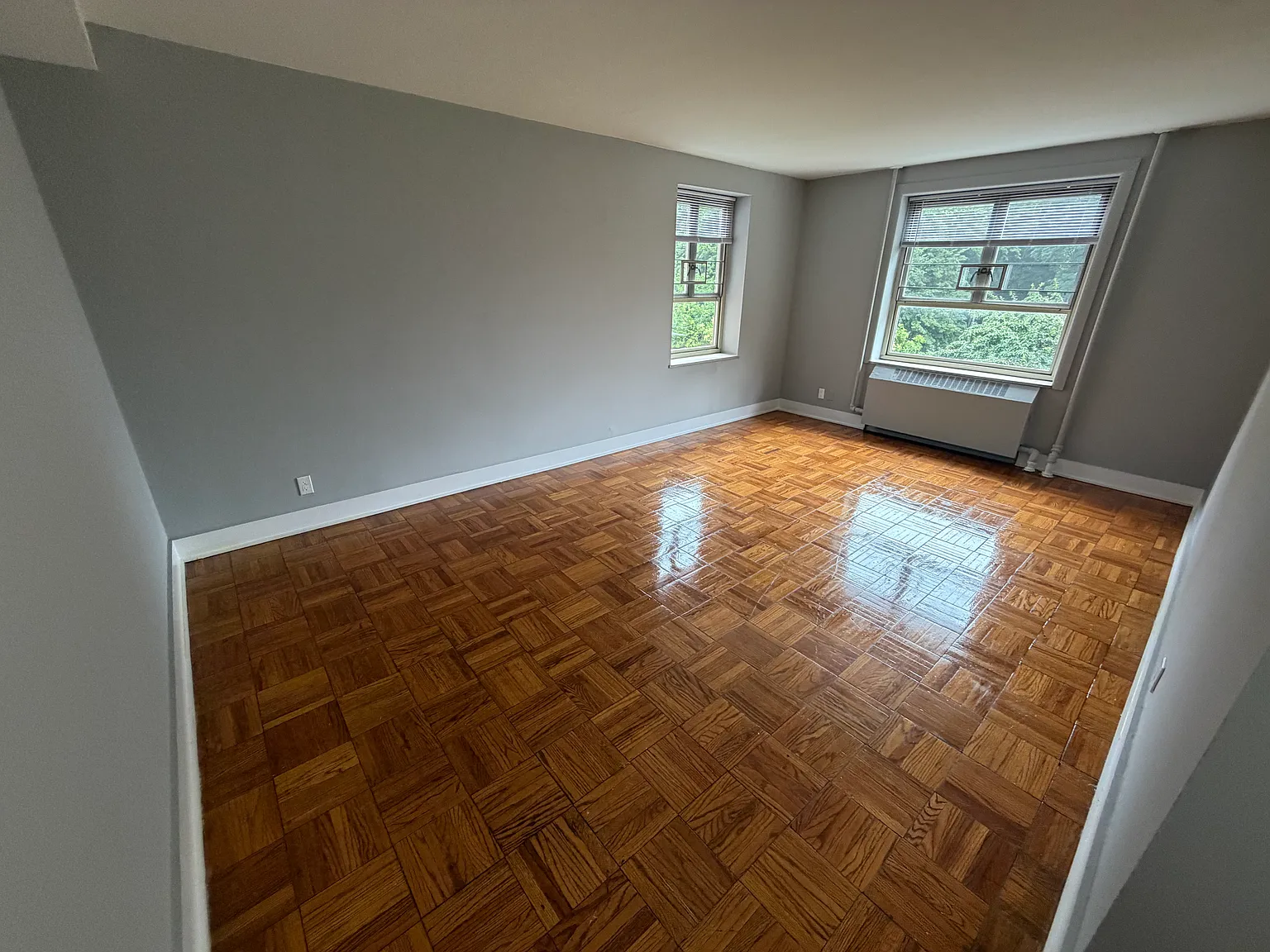 186th Ln, Fresh Meadows — Photo 4