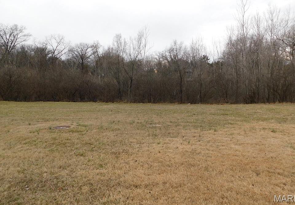 2nd image of 12034 Parker Estates Ct