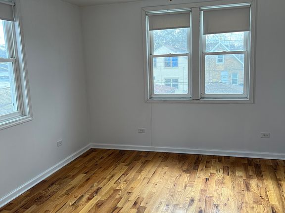 4th image of 3505 W Le Moyne St Floor 2