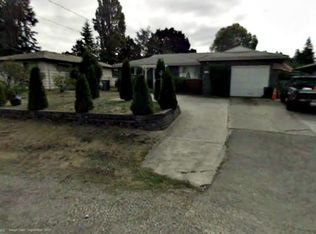 627 SW 132nd St, Seattle, WA 98146