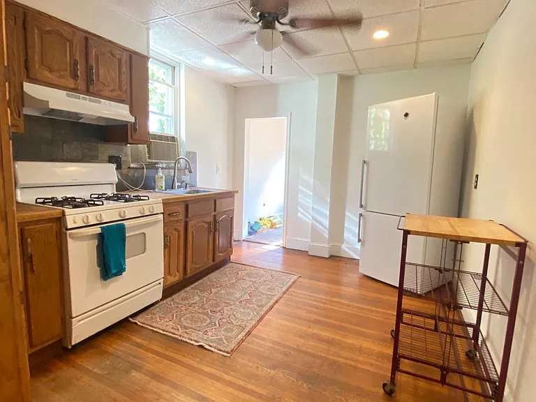 2038 E Dauphin St — Photo 8
