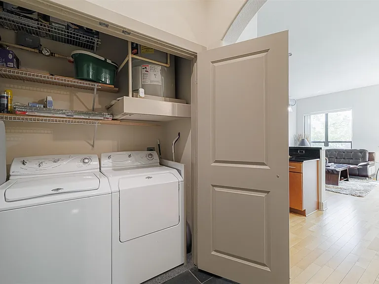 1901 Post Oak Blvd #3109 — Photo 8