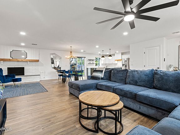 4th image of 4620 W DAHLIA Drive