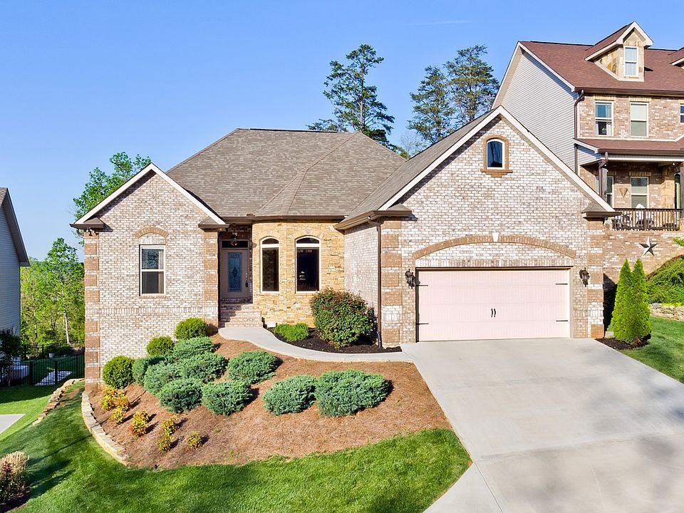 1st image of 9965 Winding Hill Ln