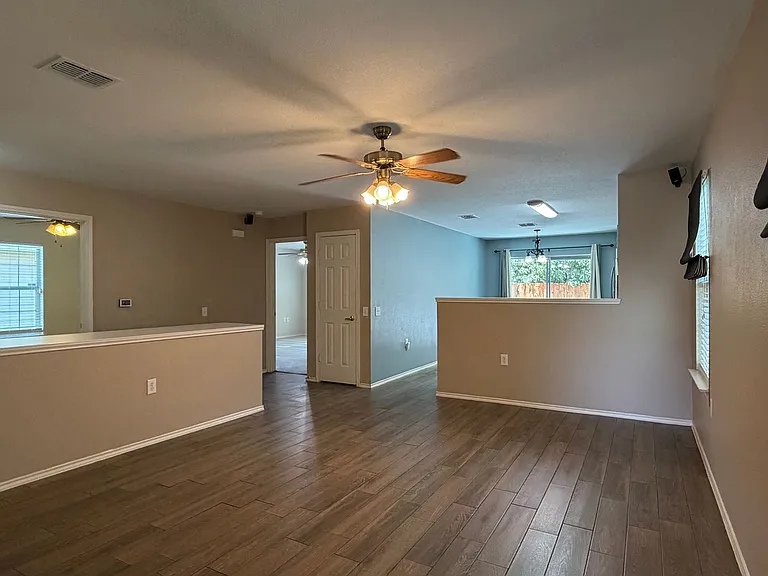 8612 Deja Ave — Photo 4
