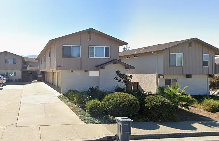 10301 Alpine Dr — Photo 1