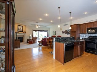 5312 Windsor Ct, Pleasant Hill, IA 50327