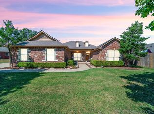 8189 Silverado Rd, Claremore, OK 74019