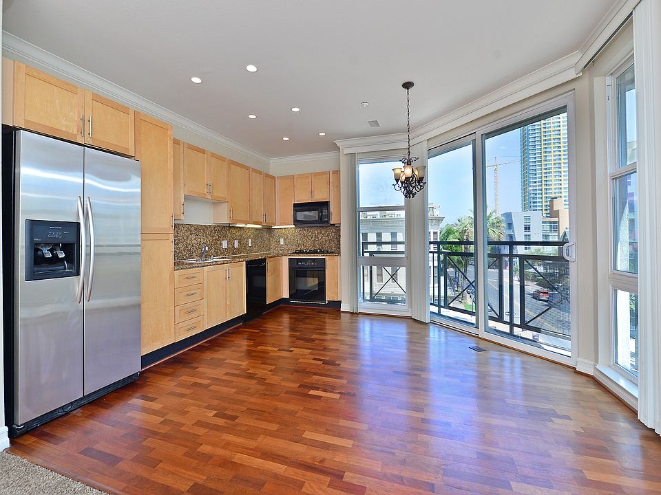 1st image of 525 11th Ave Unit 1404