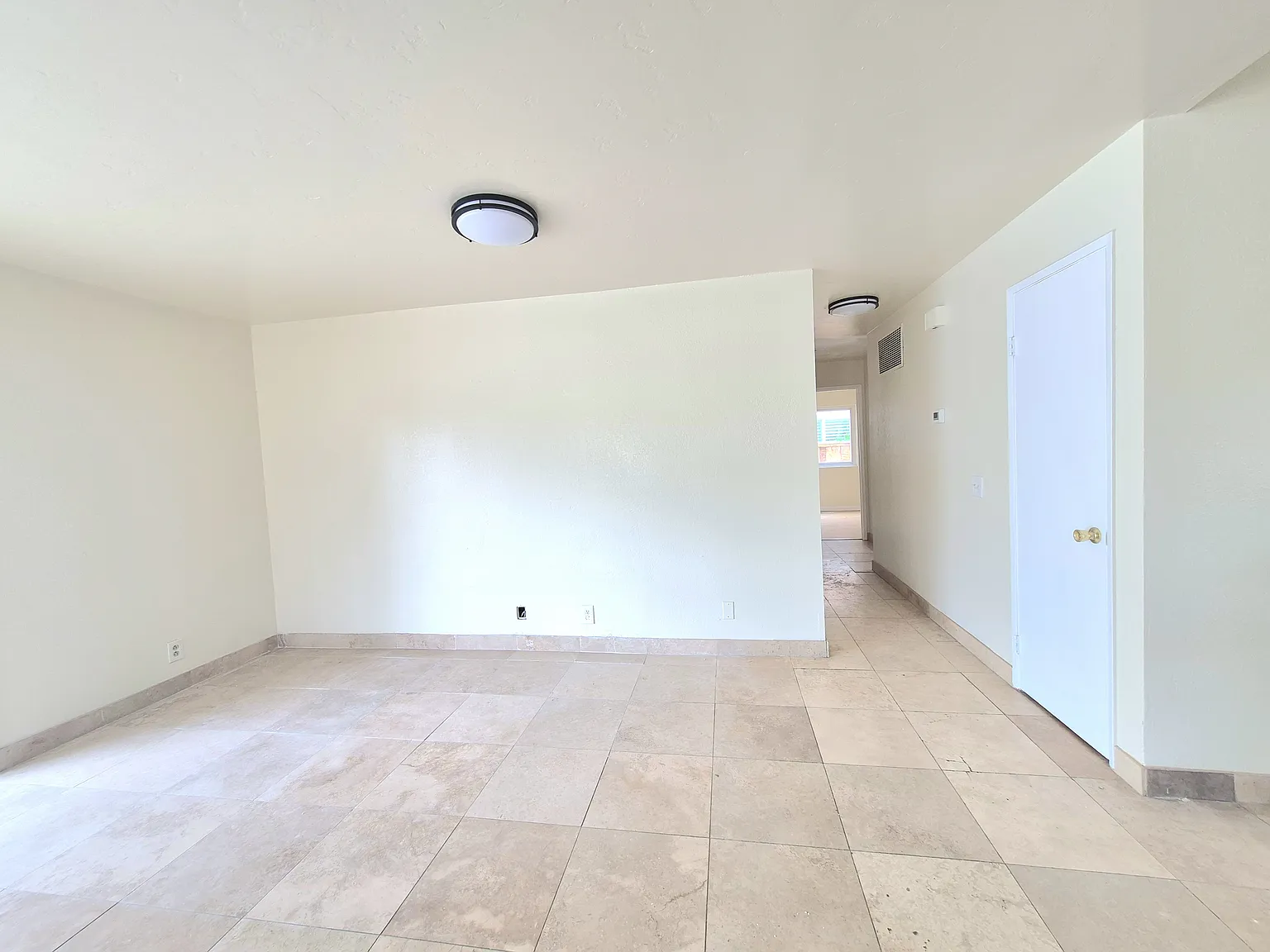 Rosewell Way, San Jose — Photo 4
