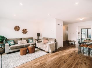 230 W 14th St #19, North Vancouver, BC