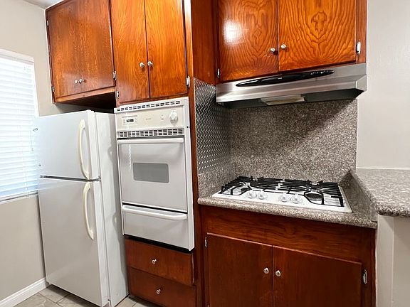 5th image of 4228 Lakewood Blvd #11263974