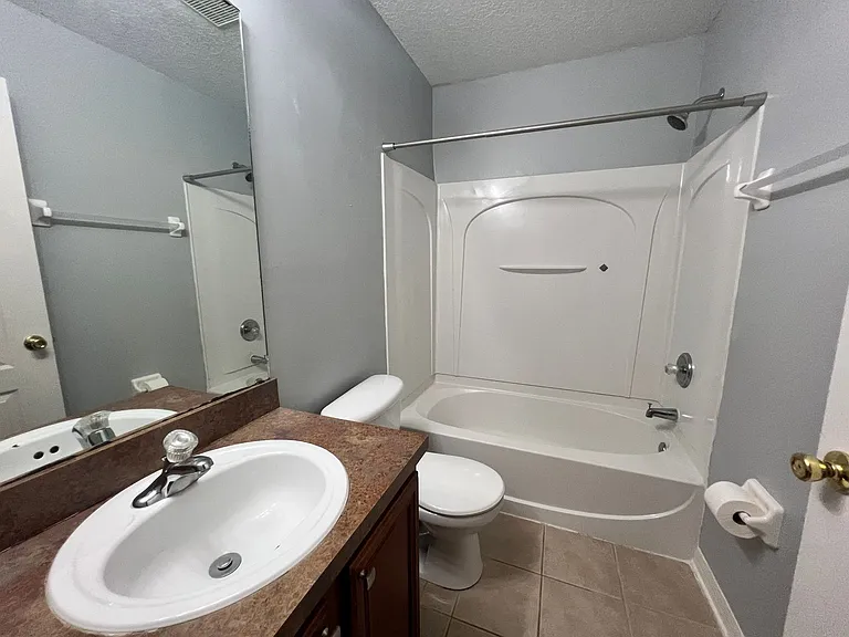 13491 Teddington Ln — Photo 39