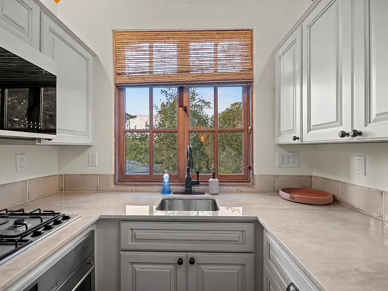 3892 Ronda Rd — Photo 59