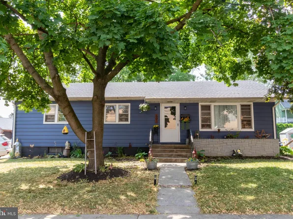 601 S Cherry St, Myerstown, PA 17067