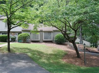 211 Lamplighter Cir, Winston Salem, NC 27104