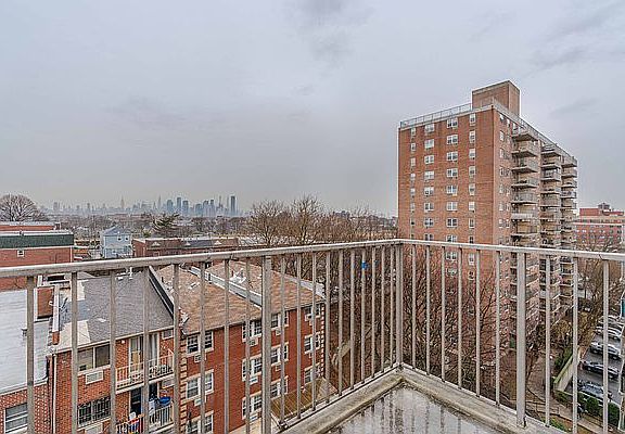 5th image of 47-50 59th St #10K