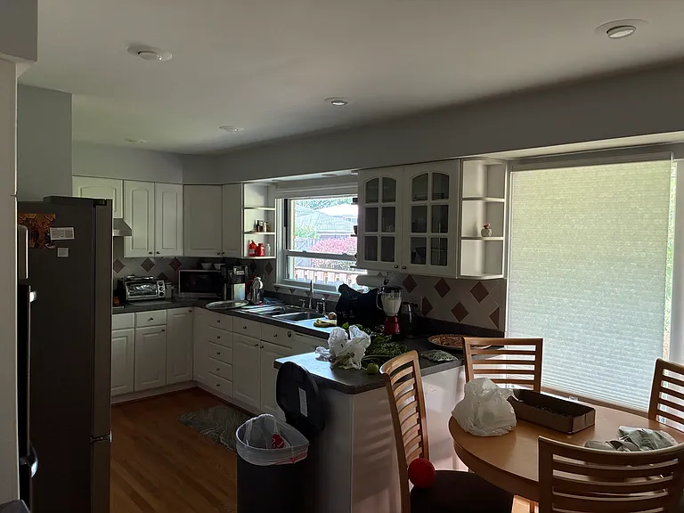 4915 Jerome Ave — Photo 6