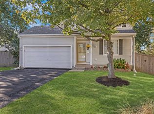 215 Pennsbury Ct, Round Lake Beach, IL
