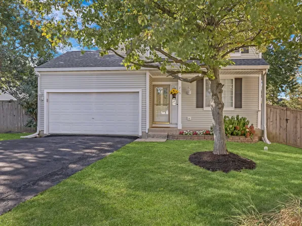 215 Pennsbury Ct, Round Lake Beach, IL 60073