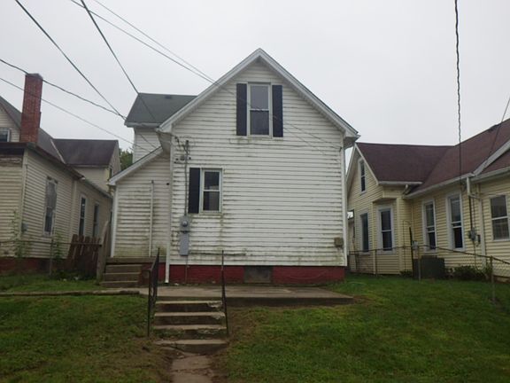 3rd image of 511 E Main St