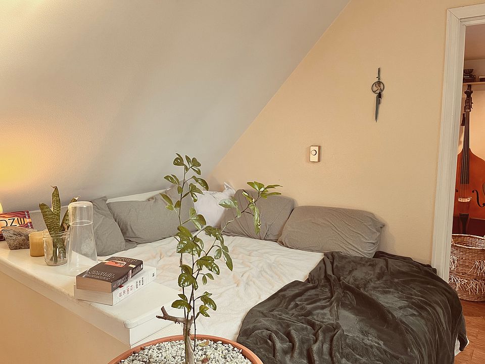 1st image of 301 Belmont Ave E #303B