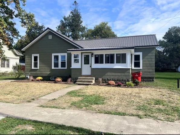 233 N Maple St, Argos, IN 46501