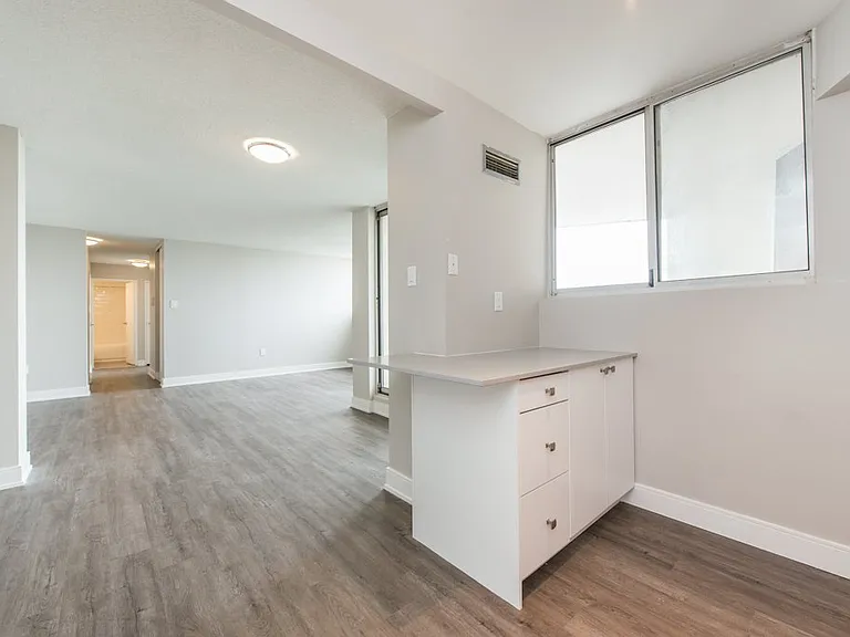 220 Steeles Ave W #A — Photo 13