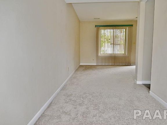 4th image of 4040 N Westport Ct