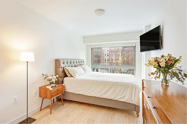 Rented by Douglas Elliman | media 5