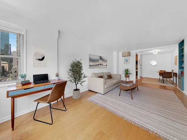 211 E 53rd St APT 10G, New York, NY 10022