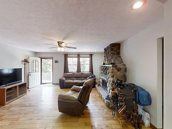 4th image of 9375 White Gravel McDaniel Rd