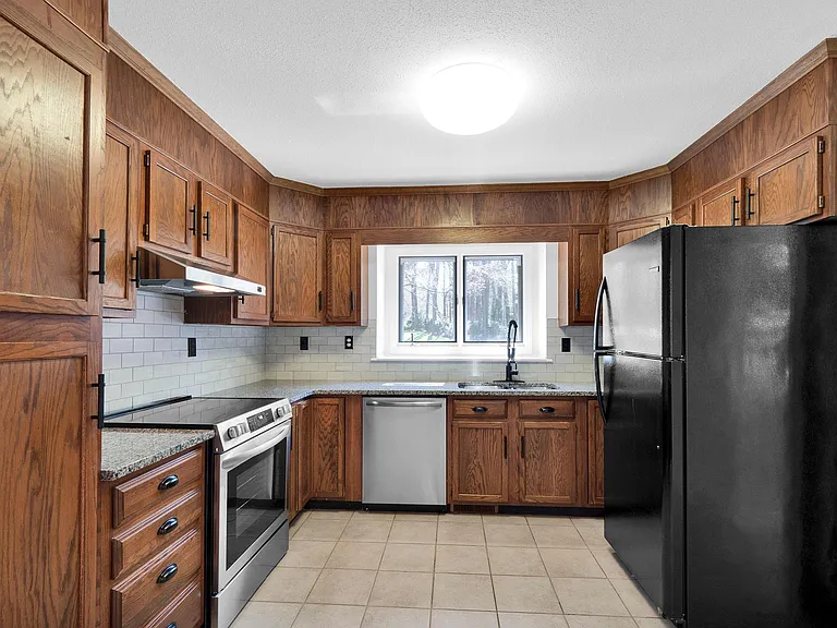 3917 Singletree Rd — Photo 37