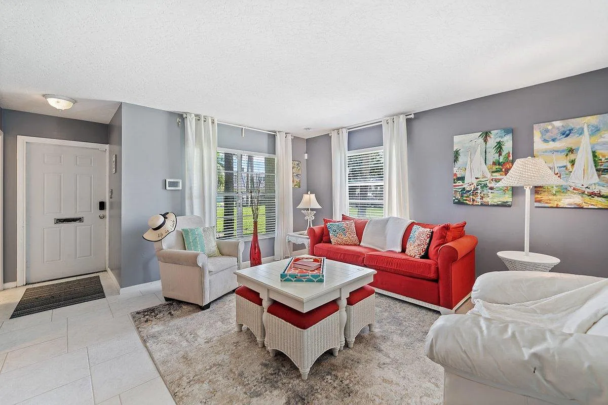 2 bed, 2.5 bath, 1424 sqft, $2,600 — Photo 2