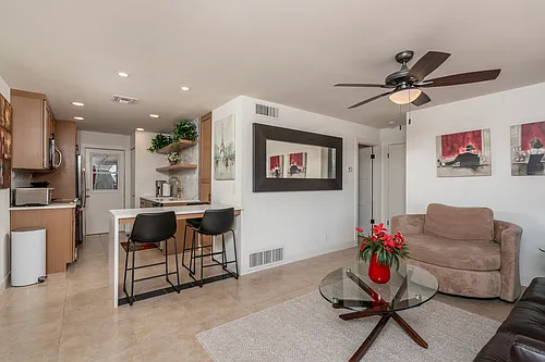 4924 N Woodmere Fairway #1 Photo 1