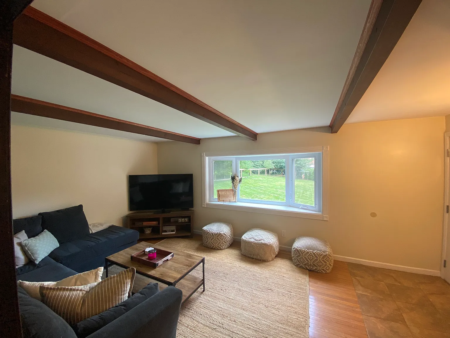 3 bed, 1.5 bath, $3,100 — Photo 3