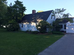 470 Gould Hill Rd, Hopkinton, NH 03229