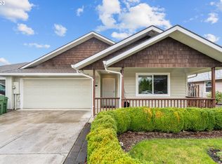 1836 N Mary Lou Ln, Newberg, OR 97132