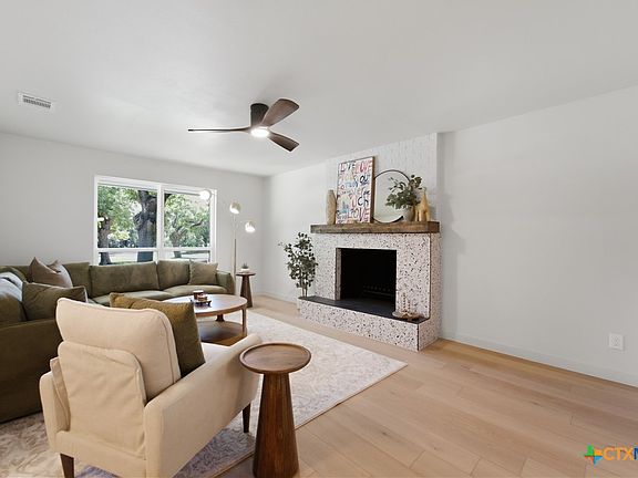 4th image of 3114 Pecan Dr