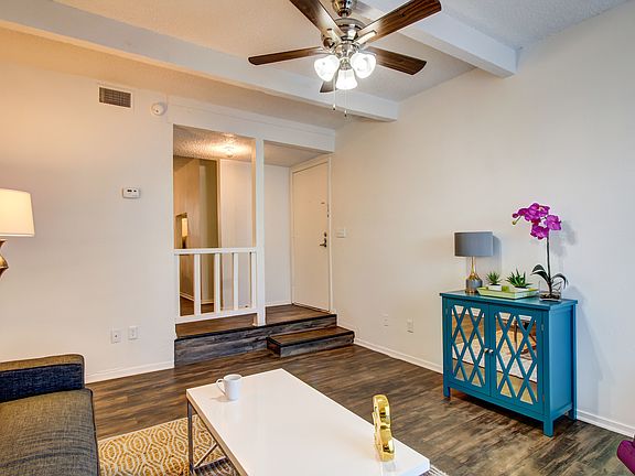 5th image of 3524 Greystone Dr APT 174