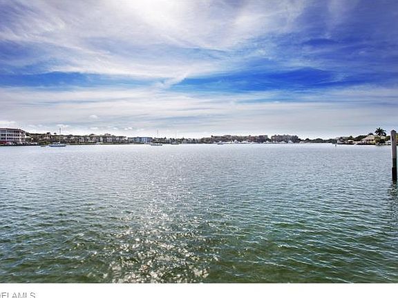 3rd image of 750 Rockport Ct