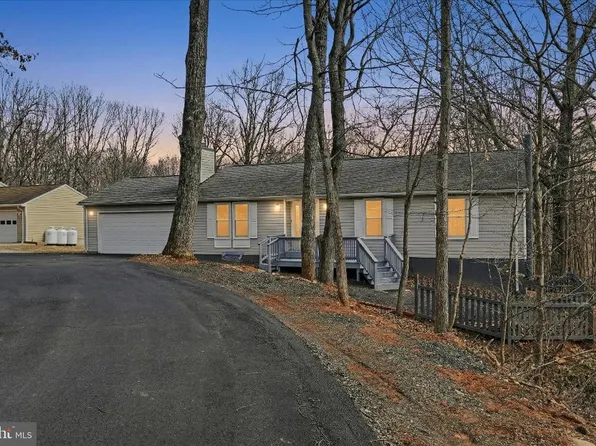 1411 Mercer Rd, Haymarket, VA 20169