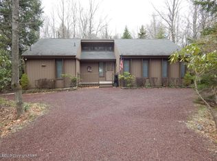 315 Long View Ln, Pocono Pines, PA 18350