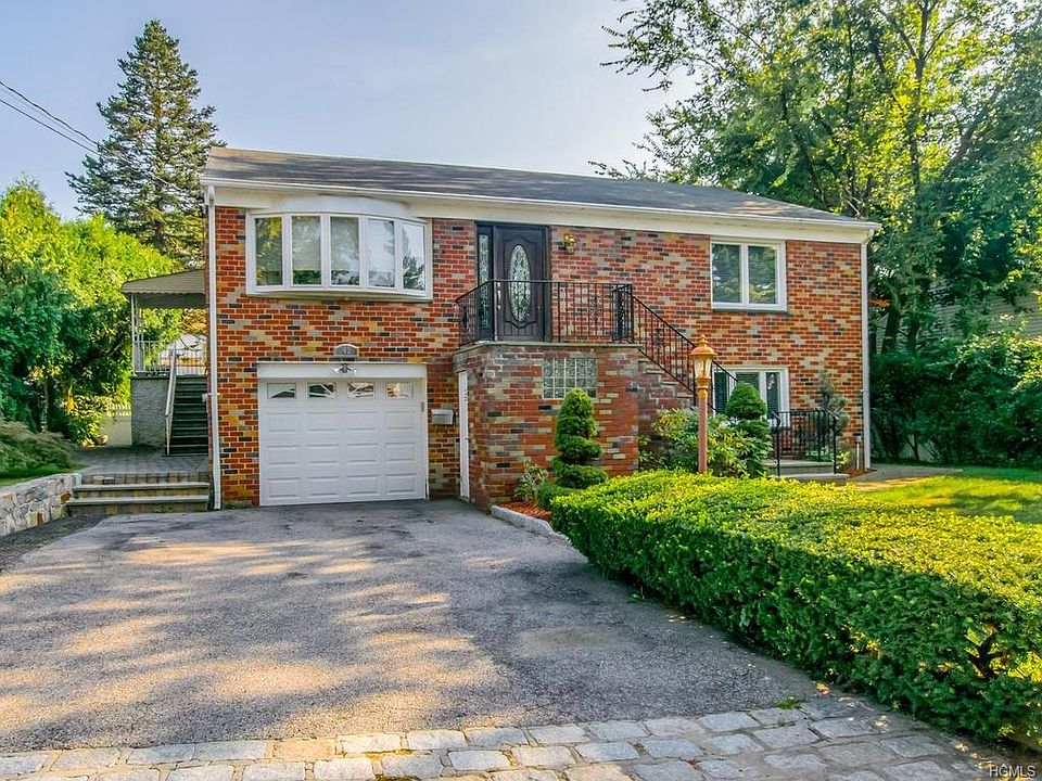 1st image of 38 Kingsley Dr