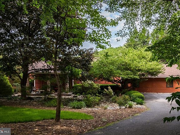 2nd image of 3104 Huntmaster Way