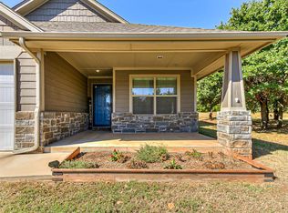 9509 Prairie Dog Dr, Edmond, OK 73034