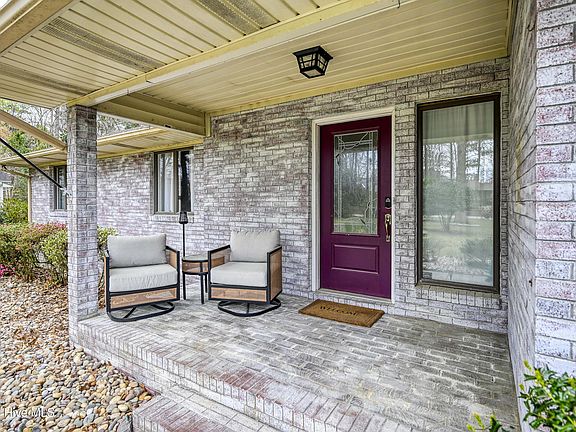 4th image of 206 Ravenswood Rd