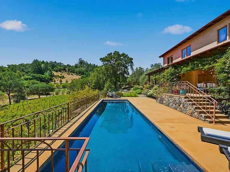 2491 Spring Mountain Rd — Photo 49