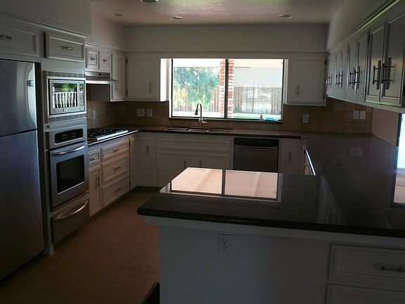4th image of 2386 E Wood Ave